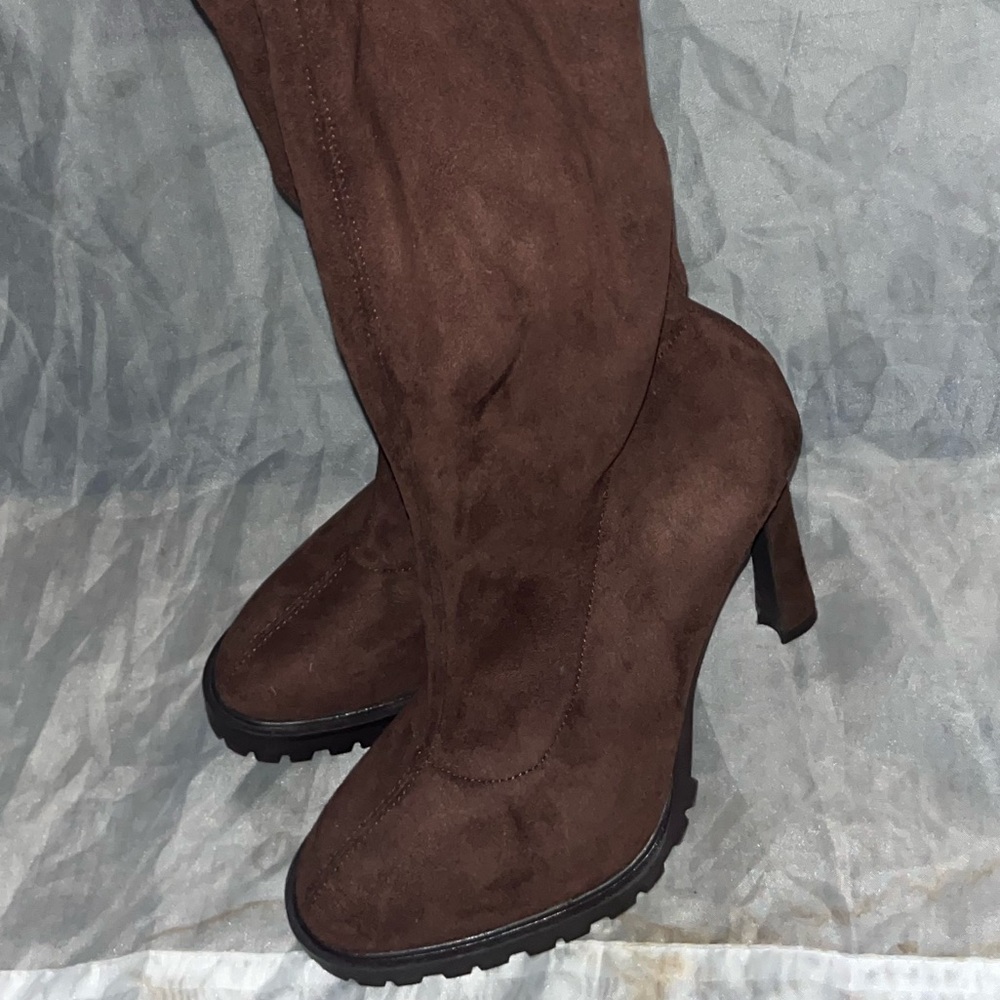 Jennifer Lopez Brown Heeled Boots Classic Suede